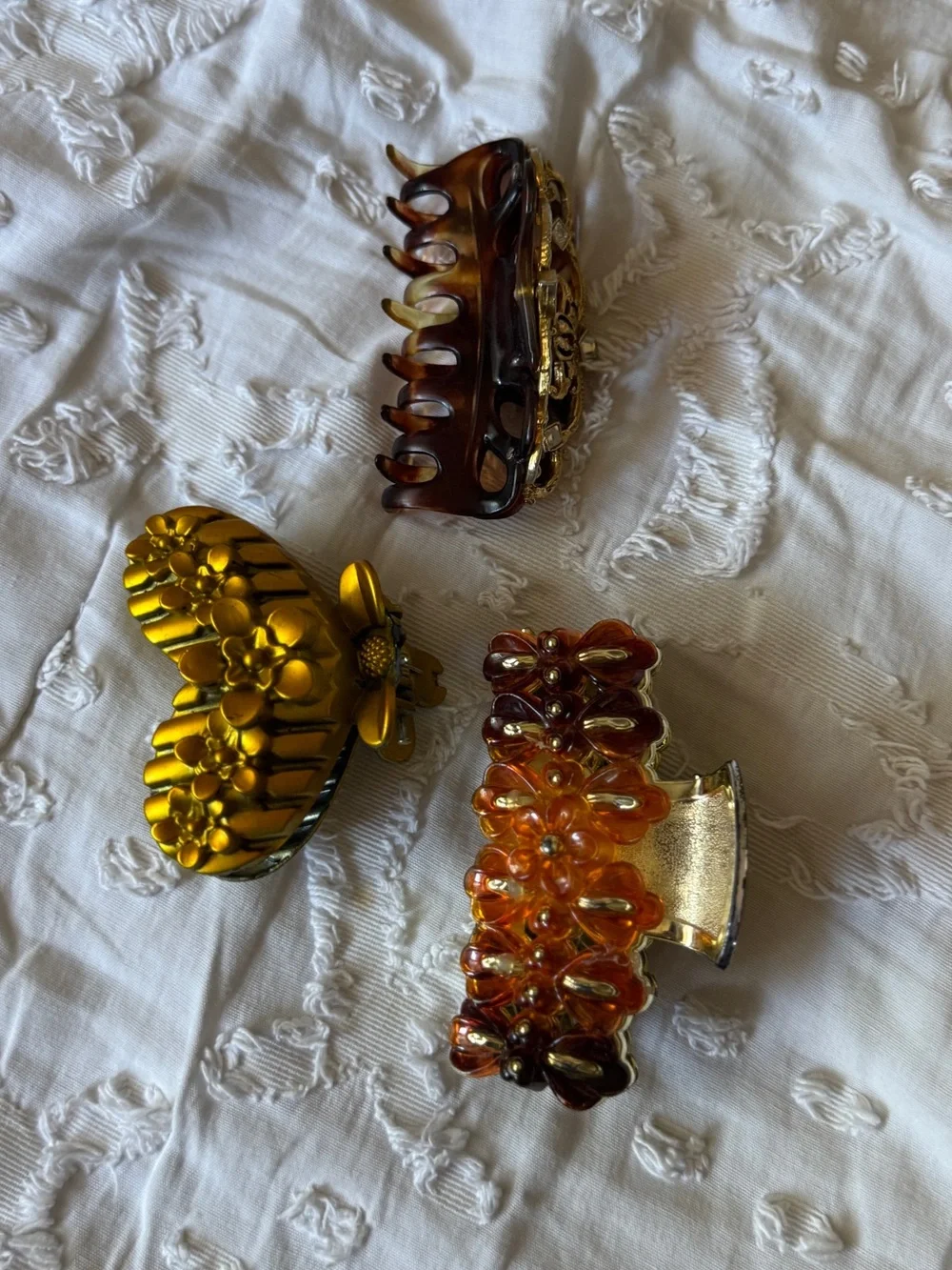 Set of 3 Decorative Vintage Hair Claw Clips- Gold toned